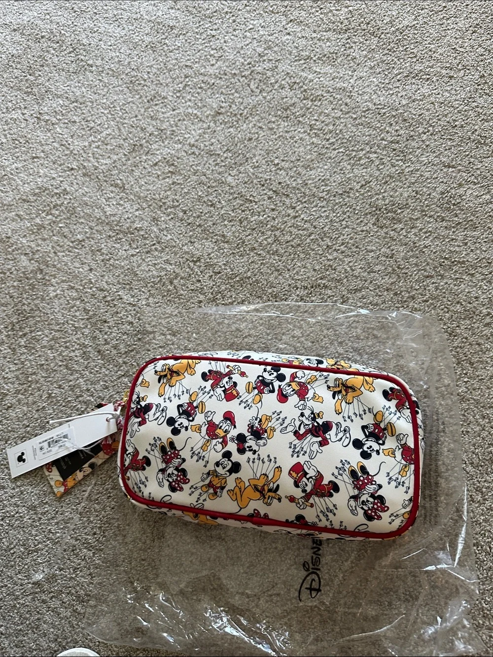 Stoney clover lane Disney exclusive thanksgiving day parade pouch